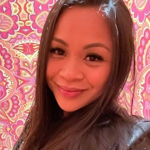 Meet your Posher, Ella